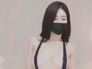 裸體跳舞的女孩